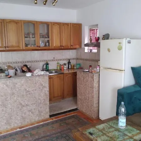 Apartman Dont Book This Property Tirana